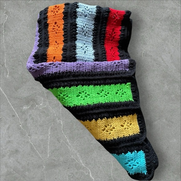 Vintage Handmade Afghan - Picture 4 of 5